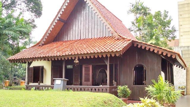 6 Rumah Tradisional Indonesia yang Hampir Punah