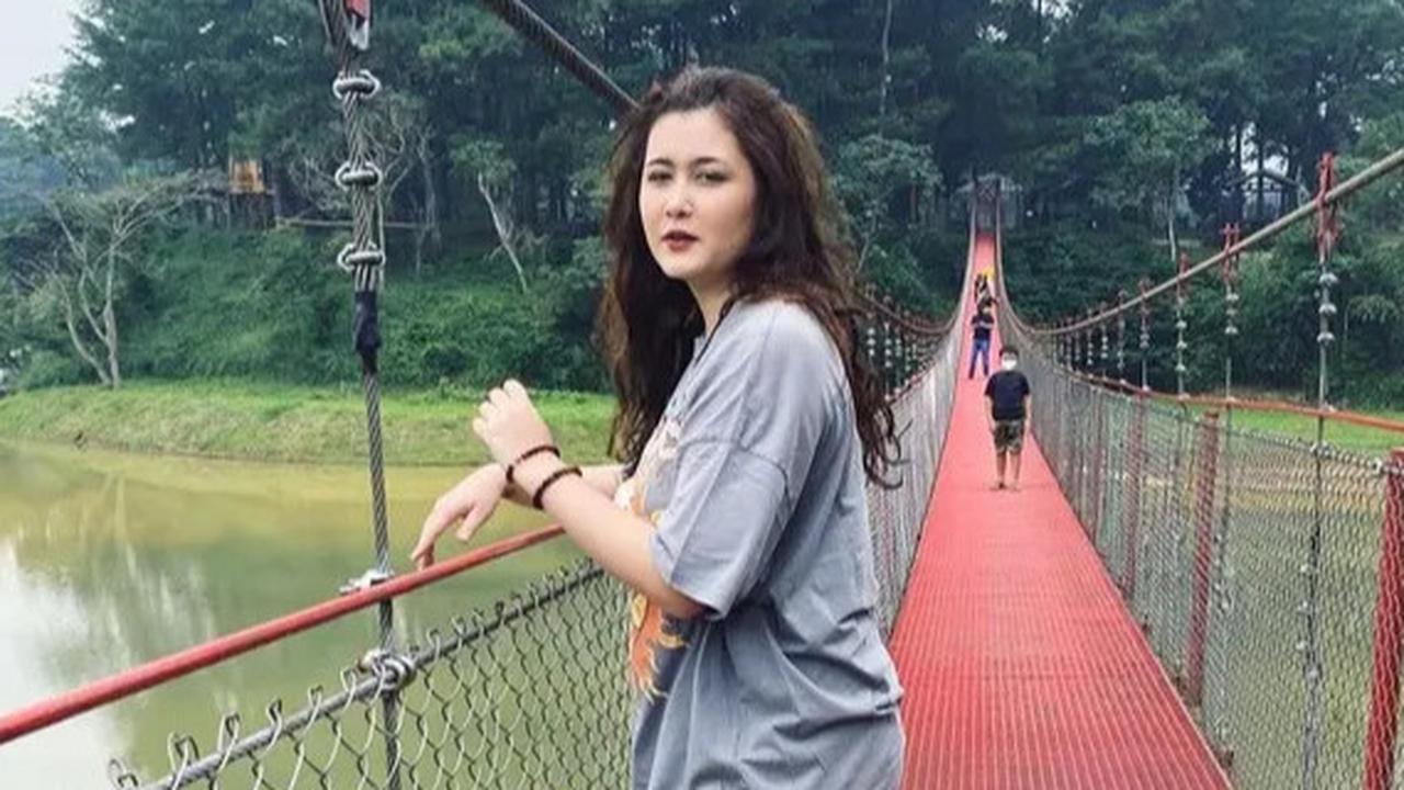 7 Fakta Dramatis Kehidupan Talitha Curtis, Rahasia Orang Tua Angkat hingga Wajah Misterius Ibu Kandung