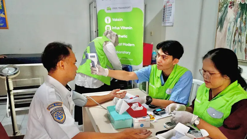 DAMRI melaksanakan medical check up (MCU) bagi para sopir jelang mudik lebaran
