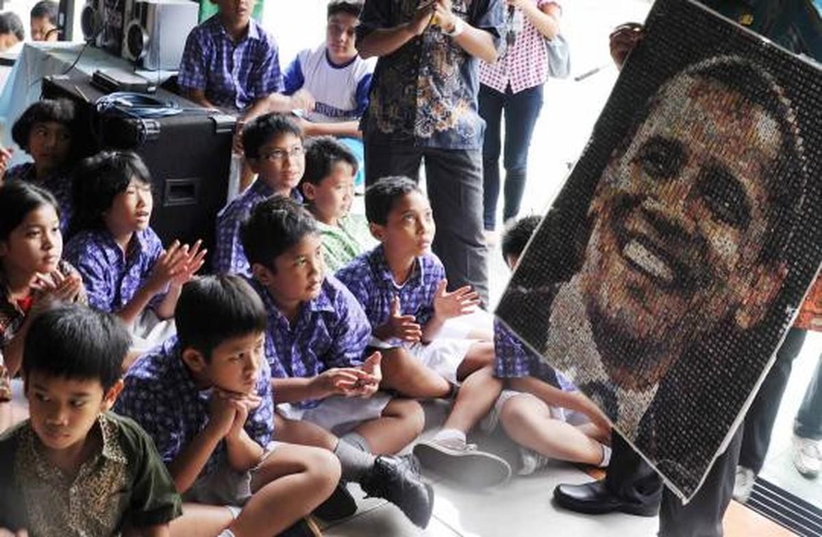 SD Besuki gelar nonton bareng Pemilu AS