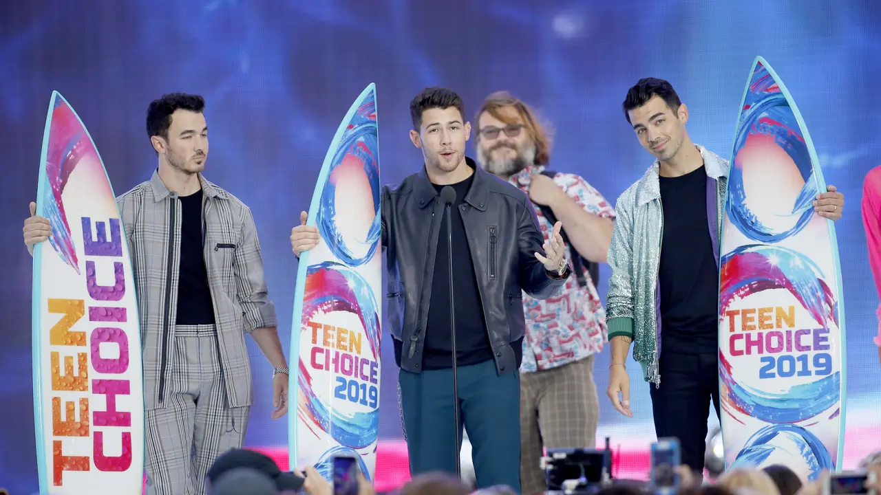 Jonas Brothers dalam Teen Choice Awards 2019 (Photo by Danny Moloshok/Invision/AP)