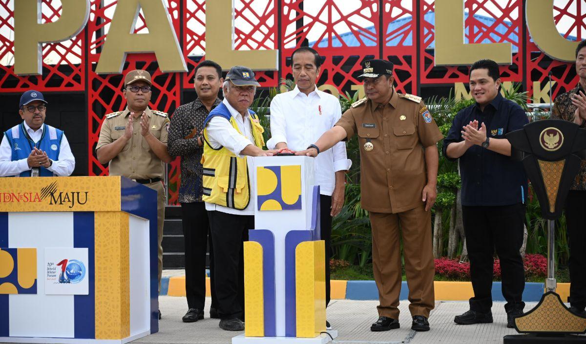 Jokowi berharap, dengan beroperasinya SPAL-DT maka kesadaran masyarakat terhadap masalah pencemaran lingkungan di Kota Makassar bisa semakin meningkat.&nbsp;<br>