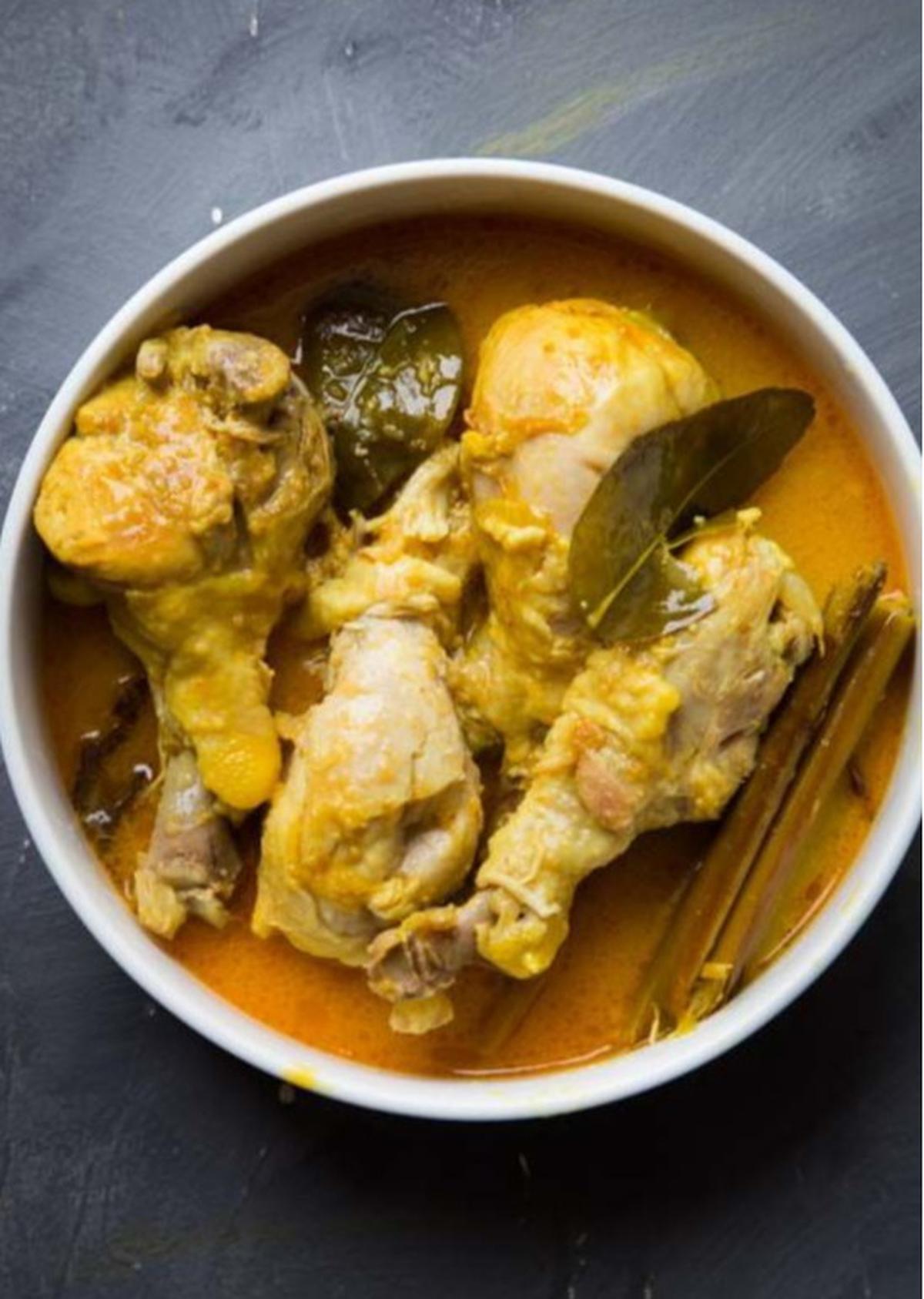 Tanpa Perlu Santan, Begini Cara Alternatif Masak Opor Ayam yang Gurih dan Kental
