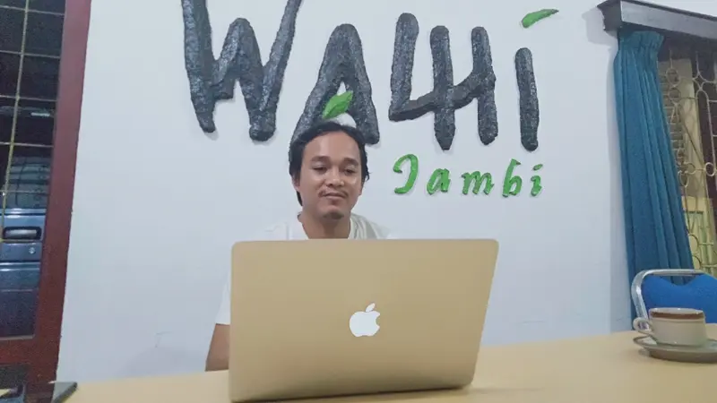 Direktur Walhi Jambi