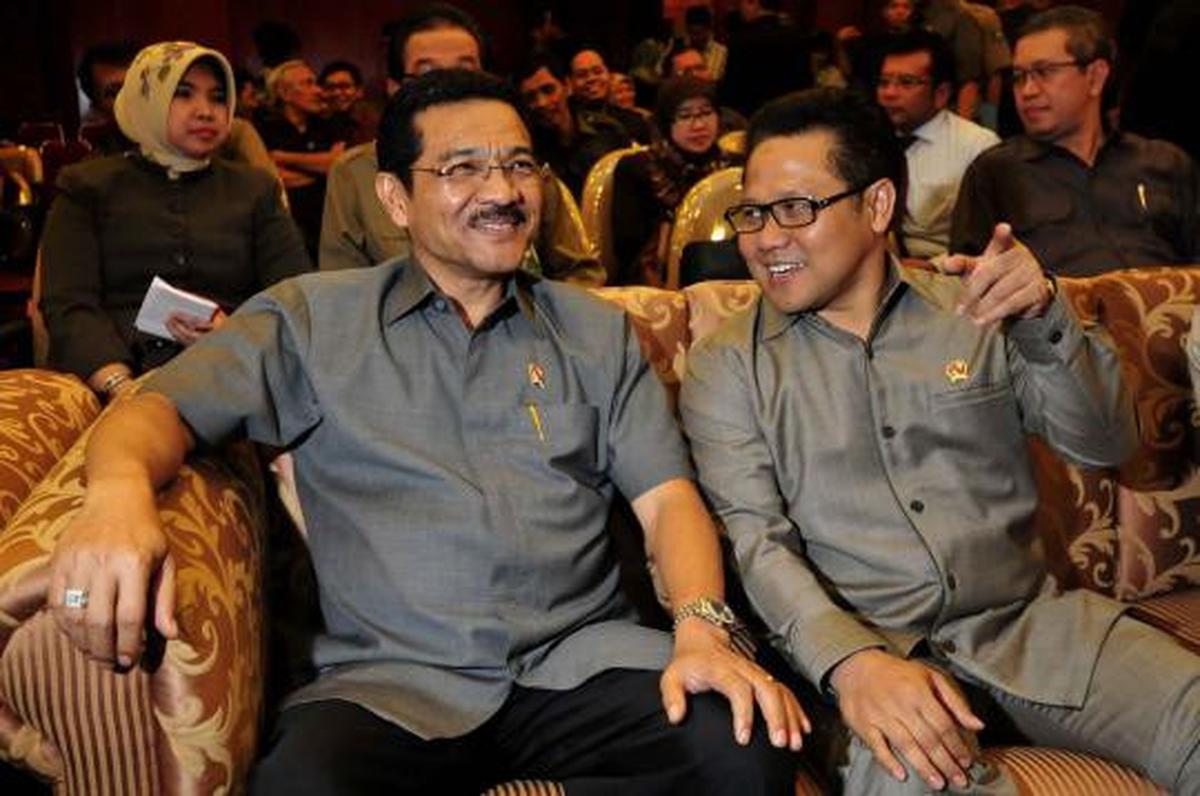 Gamawan &amp; Muhaimin tanda tangani aturan tenaga kerja