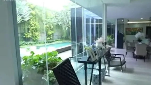 Rossa memperlihatkan kediamannya (YouTube/Taulany TV)