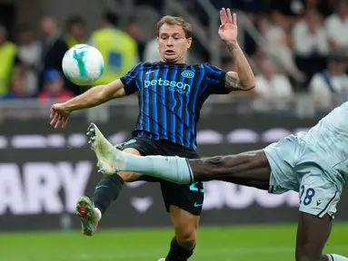 Inter Milan mengalami kekalahan yang tidak terduga pada matchday kedua Serie A 2025/2026. Nerazzurri takluk dengan skor 1-2 dari Udinese di kandang sendiri, Stadio Giuseppe Meazza. (AP Photo/Luca Bruno)