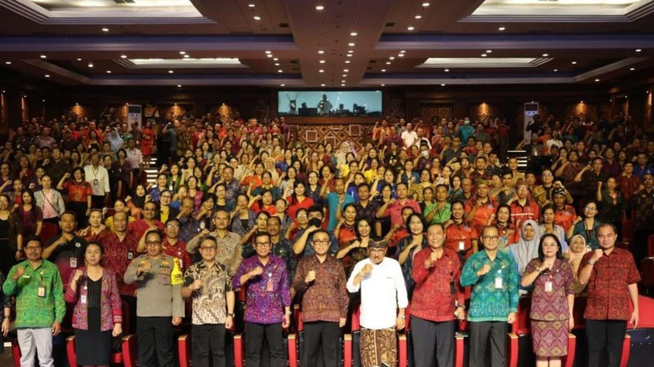 Pemkot Denpasar Perkuat Komitmen Pengelolaan Sampah Berbasis Sumber di Satuan Pendidikan