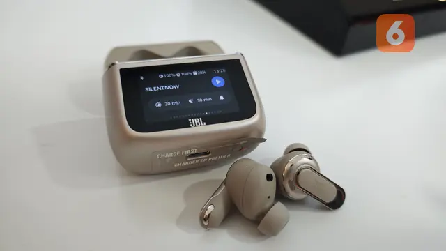 JBL Tour Pro 3. Liputan6.com/Iskandar