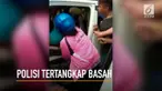 Oknum polisi dipergoki istri bersama wanita lain. Kejadian ini memancing perhatian masyarakat dan Kapolres Minahasa Selatan.