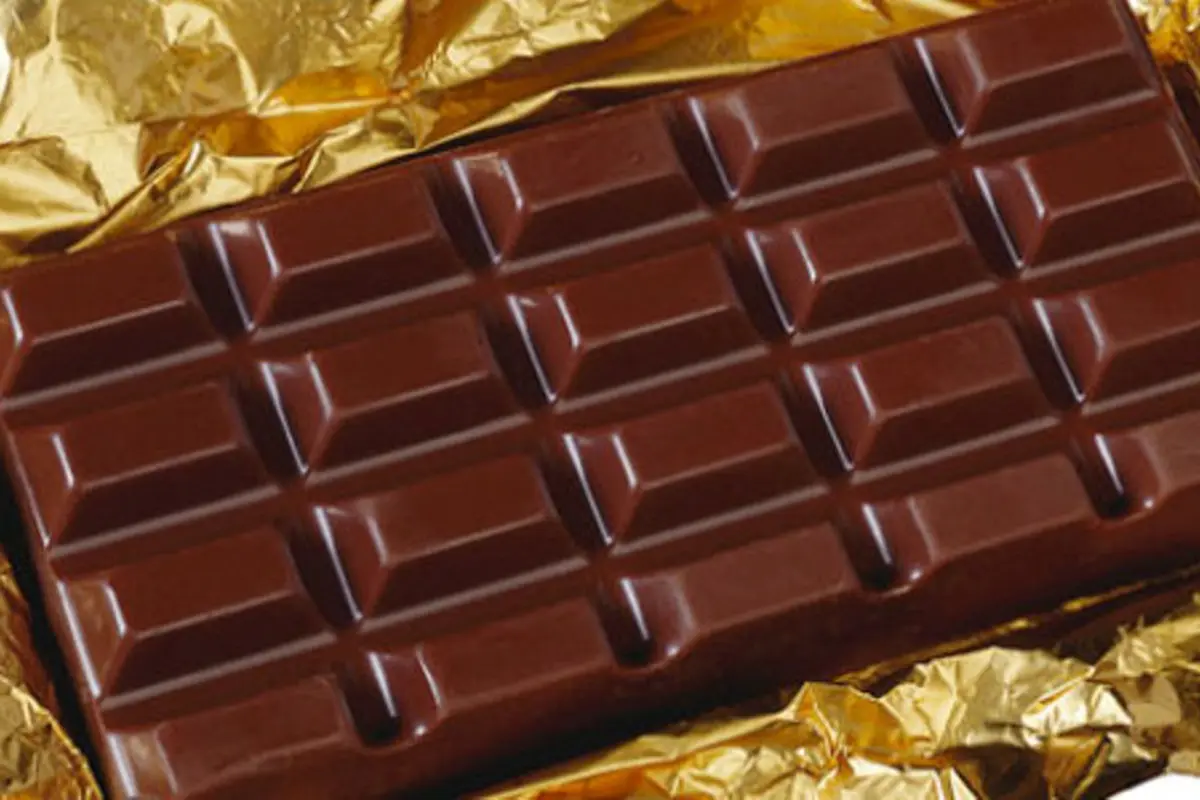 10 Mitos yang Menyesatkanmu Sebagai Pecinta Cokelat