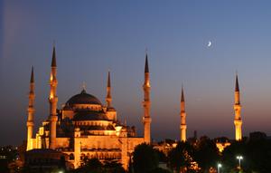 Biar puasanya lebih semangat, ini jadwal sholat, imsakiyah, dan buka puasa hari ke-5, 21 Mei 2018. (Ilustrasi: Wikimedia Commons)