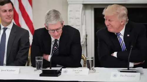 Imbas Tarif Trump, Harga iPhone Buatan Amerika Bisa Tembus Rp 58 Juta -  Tekno Liputan6.com