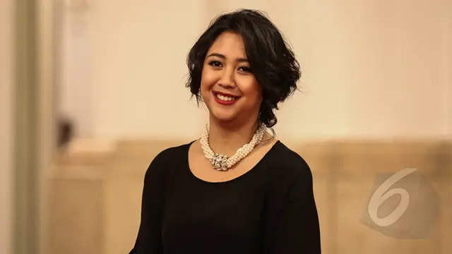 Ekspresi Sherina Usai Sang Ayah Dilantik Jokowi