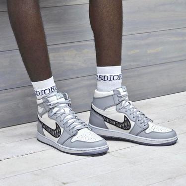 The Air Dior Kolaborasi Dior Dan Nike Dalam Sneakers Cantik Fashion Fimela Com