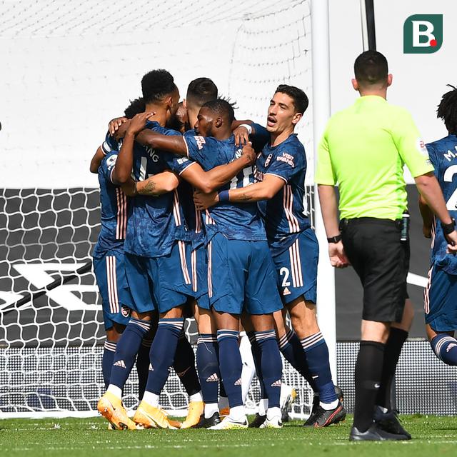 Hasil Liga Inggris Arsenal Pesta Gol Di Kandang Fulham Inggris Bola Com