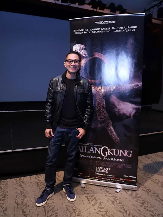 "Buat gue tuh ini bener-bener pertama kali, tiga film di tanggal yang sama. Dulu mungkin pernah, tapi ada jeda, tayangnya enggak satu hari yang sama," ujar aktor kelahiran Jakarta 45 tahun itu. (Nurwahyunan/Bintang.com)
