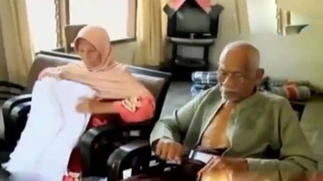 Kilas Indonesia: Nabung 70 Tahun, Kakek Buruh Cangkul Naik Haji