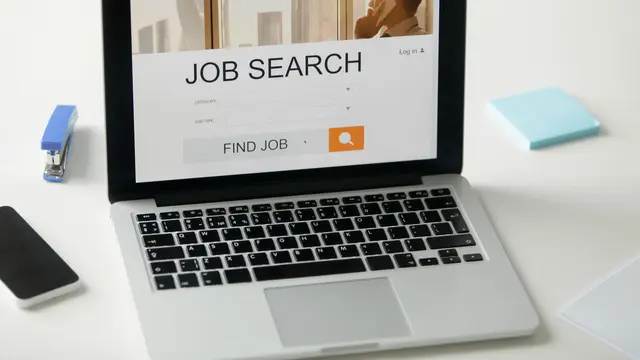 1. Mencari Kerja Itu Pekerjaan Penuh Waktu [Dok/freepik.com]