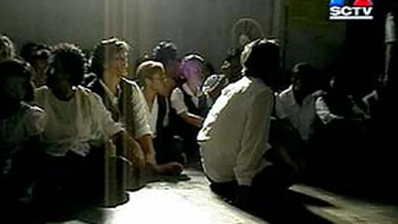 111103aSekte.jpg