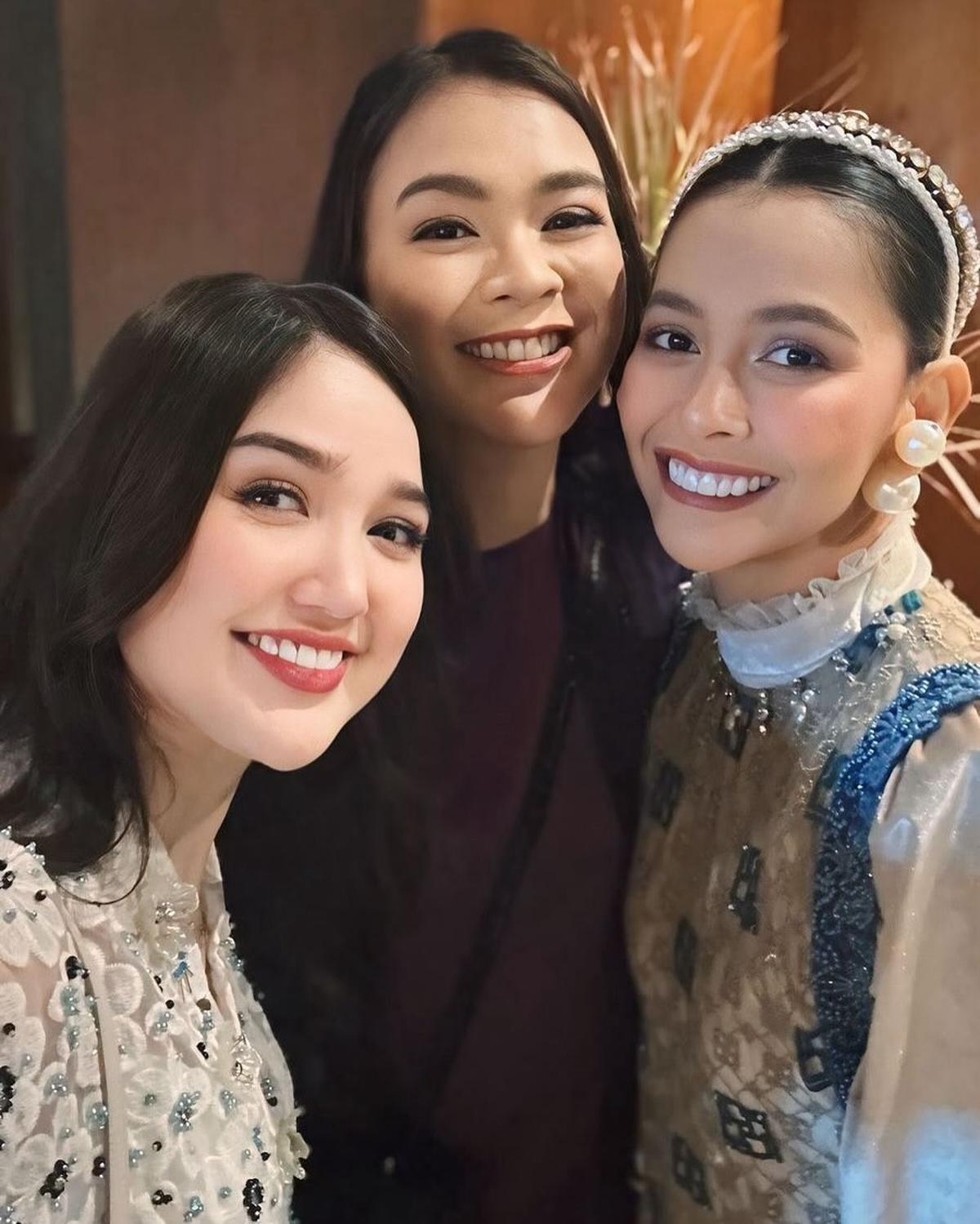 4 Potret Bunga Jelitha Buka Puasa Bareng Alumni Puteri Indonesia, Jalin Persahabatan Erat Selama 10 Tahun