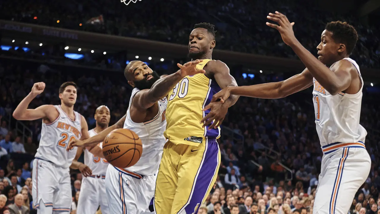 New York Knicks vs LA Lakers
