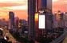 VIDEO: Kesibukan Kota Jakarta di Bawah Langit Senja yang Keren Banget