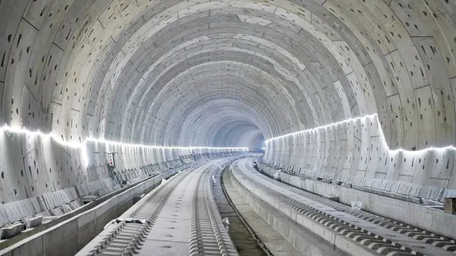 KCIC dan KKJTJ ini untuk menguji seluruh 13 terowongan dan 46 jembatan yang ada pada trase Kereta Cepat Jakarta Bandung (KCJB).