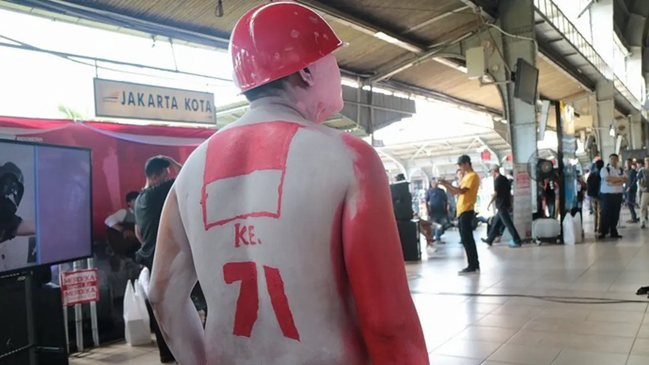 Meriahkan HUT RI ke-71 PT KCJ Tampilkan Kereta Tematik 