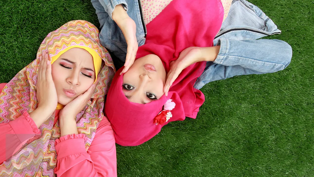 20151116-Ilustrasi Berhijab-iStockphoto