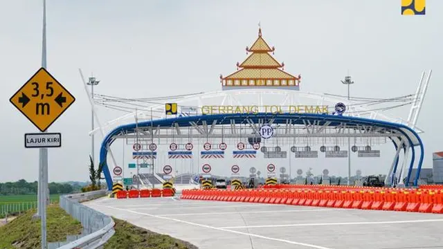 Tol Semarang-Demak memiliki panjang 26,40 km yang dibangun dalam 2 seksi melalui skema Kerja Sama Badan Usaha dengan Pemerintah (KPBU). (Dok Kementerian PUPR)