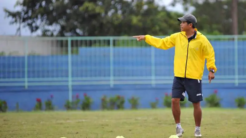 Pelatih Arema Cronus, Joko 'Gethuk' Susilo (Liputan6.com)