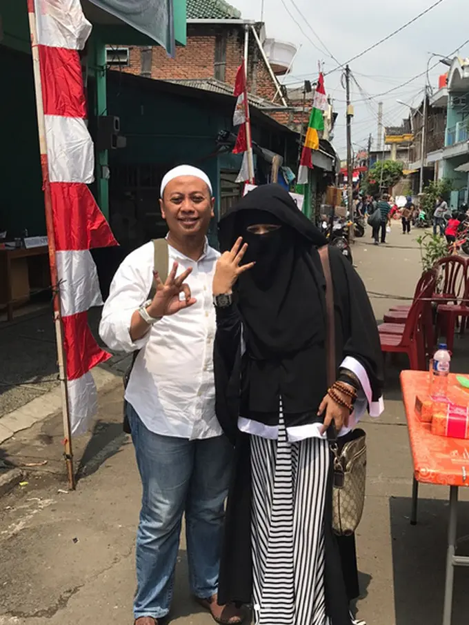 [Bintang] Opick dan Istri