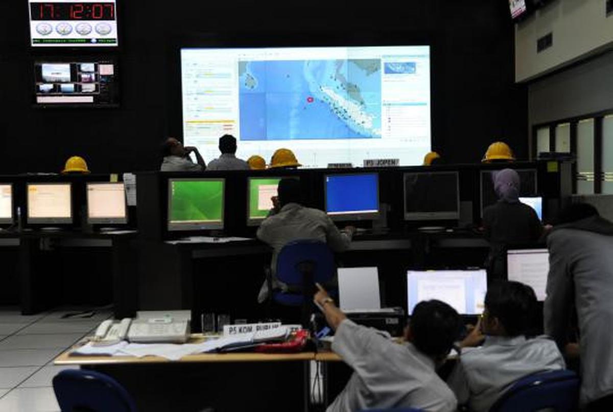 Kesibukan kantor BMKG Jakarta saat gempa 