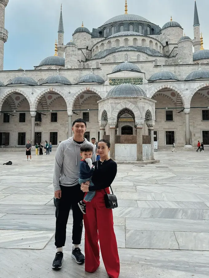 Nikita Willy liburan di Istambul (Instagram/nikitawillyofficial94)