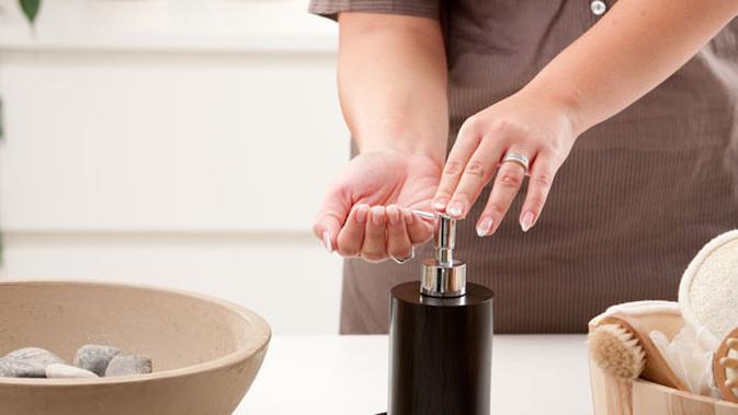 Yuk Buat Hand Sanitizer dari Bahan Bahan Alami Beauty 