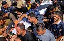 FOTO: Tangis Haru Iringi Pemakaman Lima Jurnalis Al Jazeera Korban Serangan Israel di Gaza