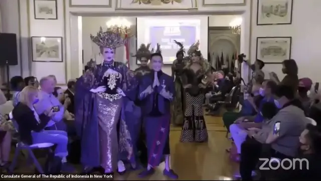 Desainer Indonesia Tampil di Fashion Show KJRI New York