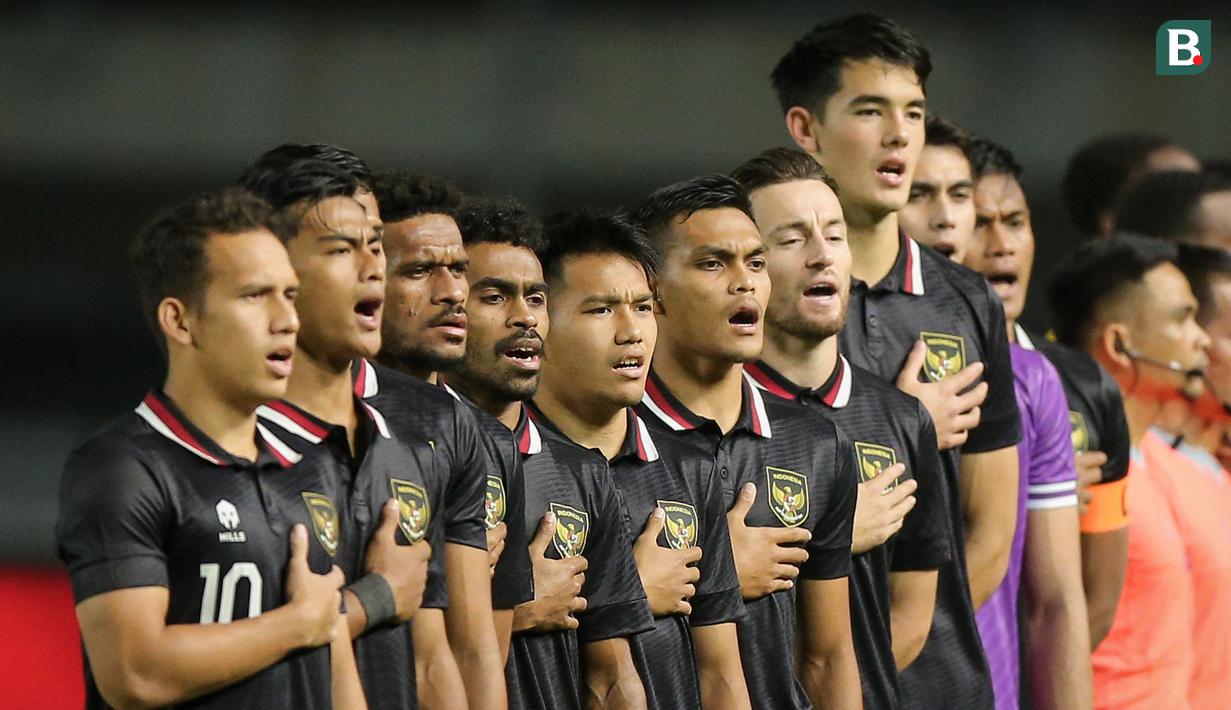 Pelatih Shin Tae-yong menurunkan semua penggawa Timnas Indonesia yanag merumput di luar negeri menjadi starter, kecuali Asnawi Managkualam yang mengalami cedera dan akhirnya sama sekali tidak dimainkan. (Bola.com/Bagaskara Lazuardi)