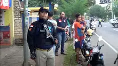 Polres Lamongan juga menempatkan lebih dari dua anggota di setiap pos jalur pantura.
