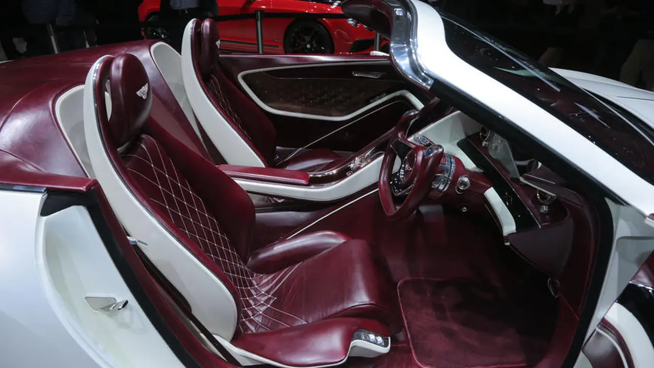 Bentley EXP10 Coupe Concept 