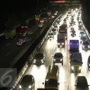 Innova Pelat Merah Ugal-ugalan di Tanggamus, Polisi Lacak Pengemudi