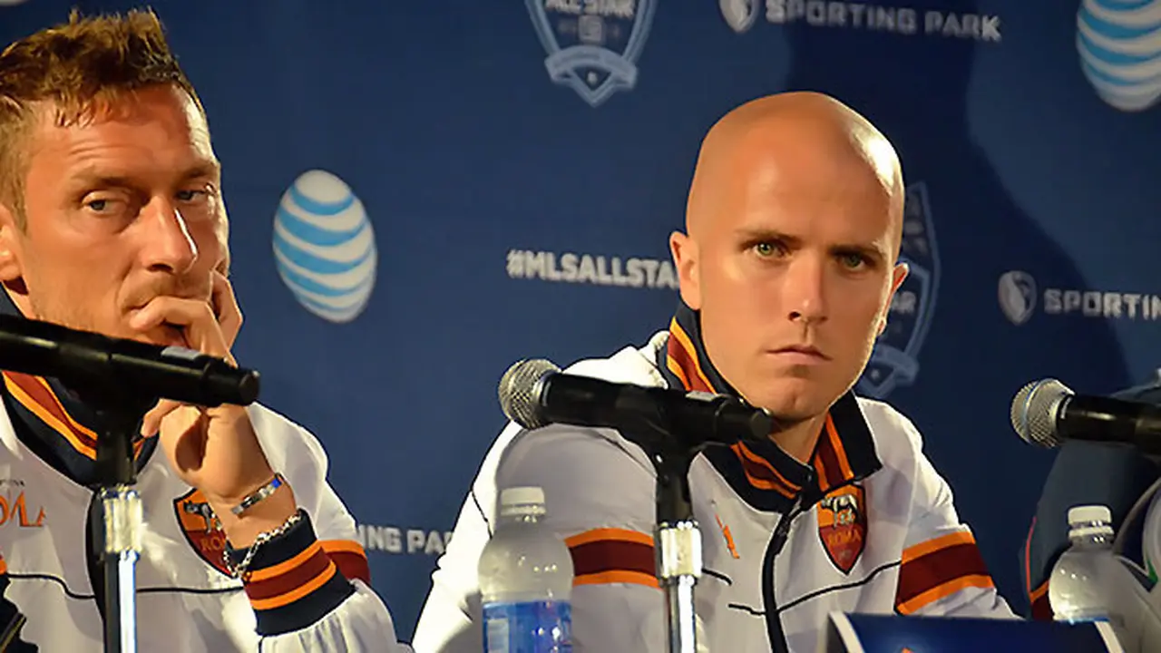 totti-bradley-131008c.jpg