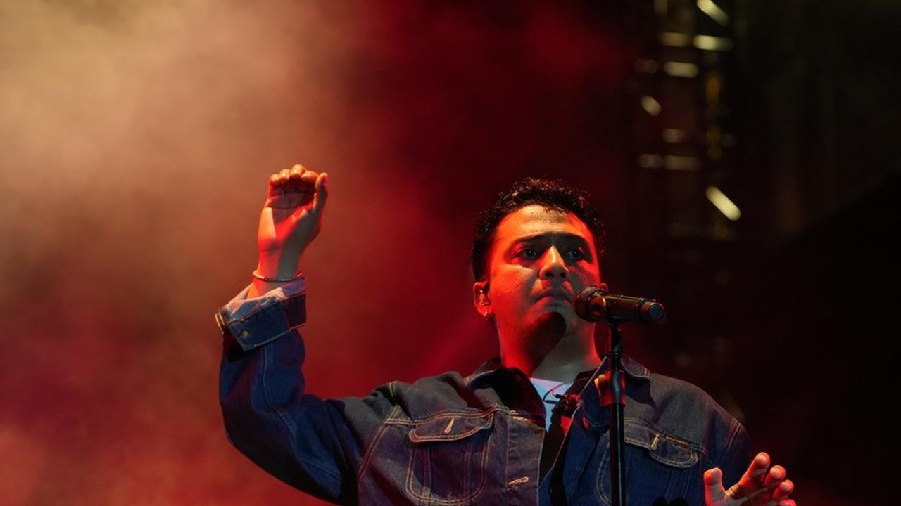 10 Potret Sal Priadi Sukses Bikin Penonton KLBB BRI Festival 2025 Menangis, Terlarut dalam Emosi
