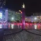 Kedutaan Besar Georgia berkolaborasi dengan Pemerintah Provinsi DKI Jakarta menyalakan lampu merah dan putih - warna bendera Georgia- di Bundaran HI. (Dokumentasi Kedubes Georgia di Jakarta)