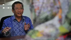 Mantan Direktur Usaha Mikro Kecil dan Menengah (UMKM) PT BRI Tbk,  Djarot Kusumayakti memberikan keterangan pers di kantor Kementerian BUMN, Jakarta, Senin (8/6/2015). Djarot Kusumayakti resmi dilantik sebagai Dirut Bulog. (Liputan6.com/Johan Tallo)