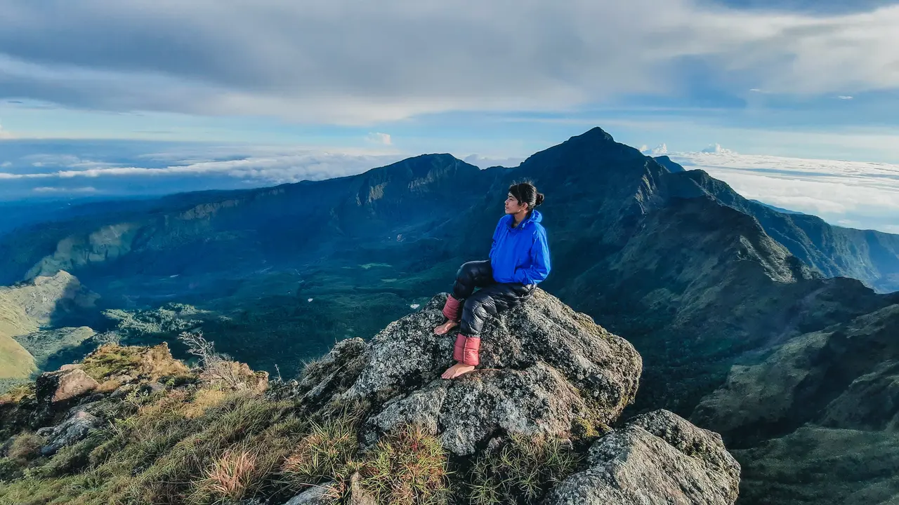 Gunung Bulu Baria dinobatkan sebagai gunung paling bersih di Indonesia dengan sistem pendakian zero waste dan larangan keras membawa sampah plastik. (Foto: Musta’in)
