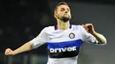 Ekspresi pemain Inter Milan, Marcelo Brozovic, setelah mencetak gol ke gawang Fiorentina dalam laga Serie A Italia di Stadion di Artemio Franchi, Firenze, Senin (15/2/2016) dini hari WIB. (EPA/Maurizio Degl' Innocenti)