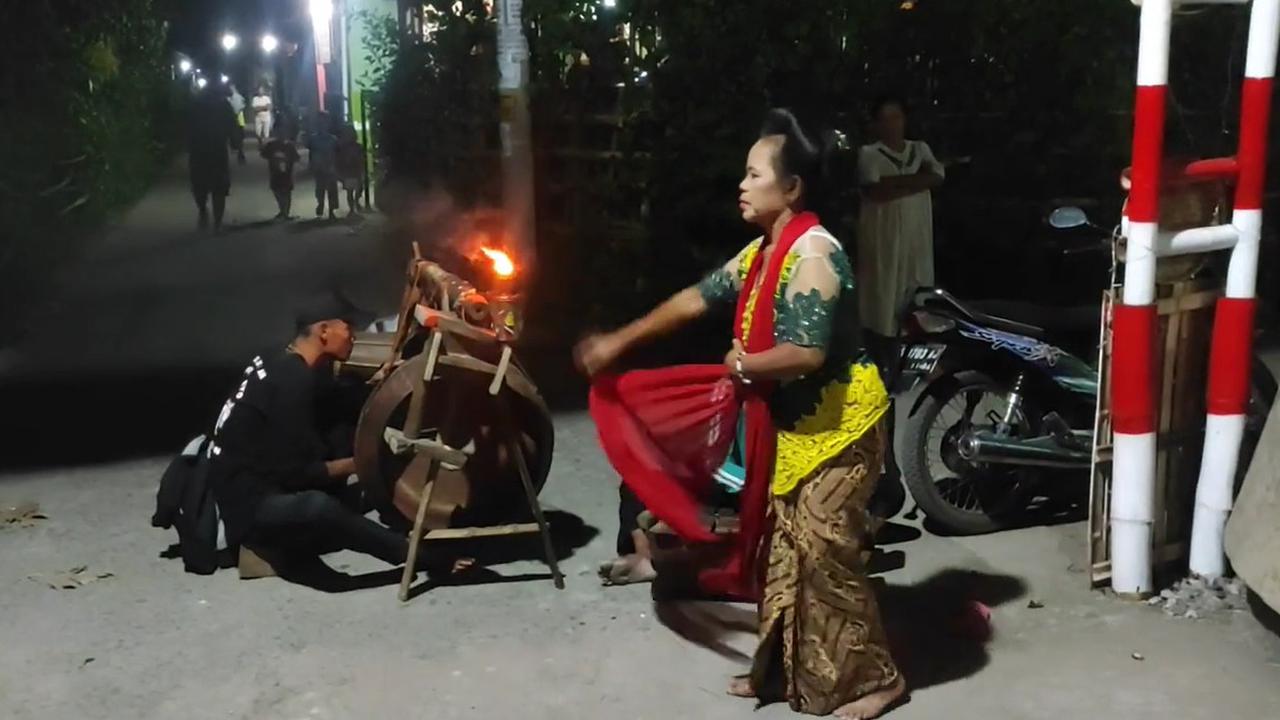 Mengenal Kesenian Ledek yang Hampir Punah di Klaten, Pertunjukan Tari Keliling Desa saat Malam Hari