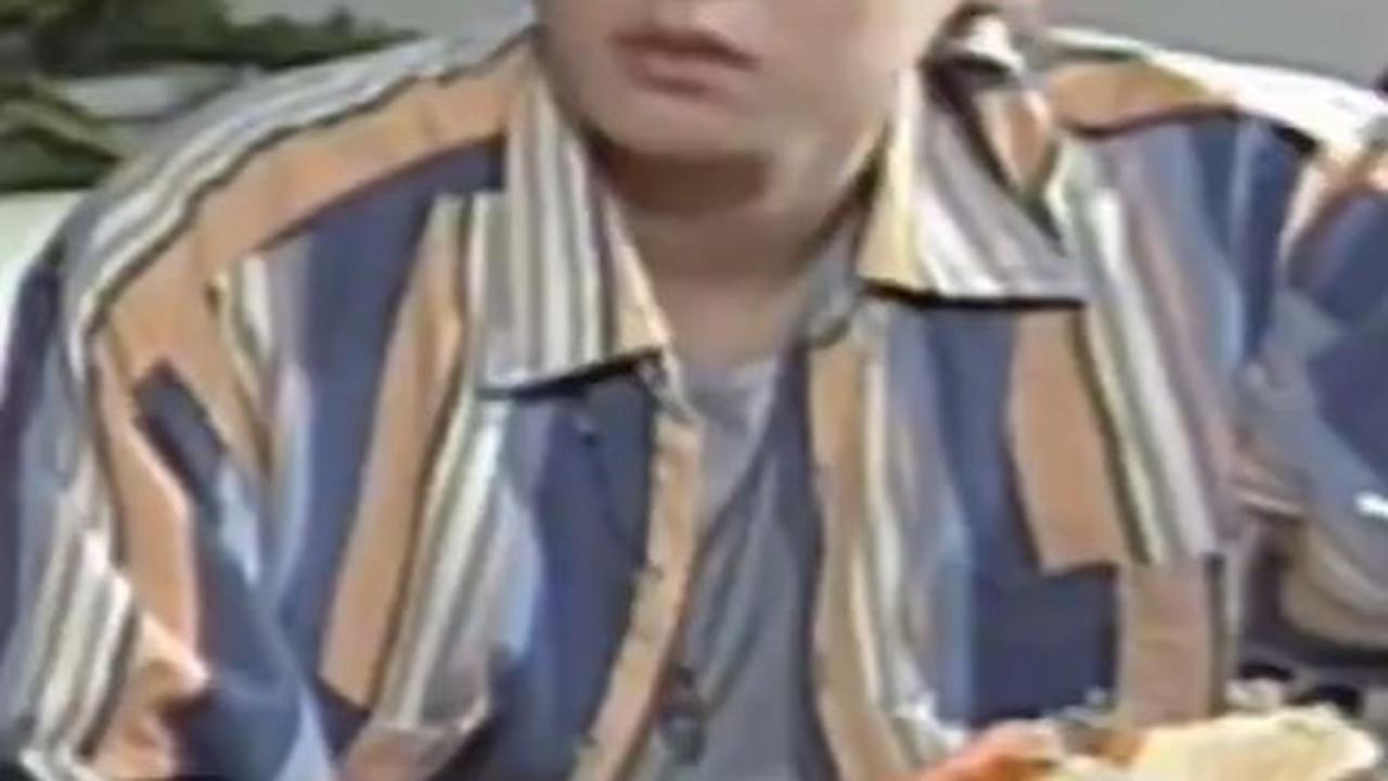 Generasi Z, yang belum lahir saat Roger memulai karier, mengakui pesona ayah dua anak ini.